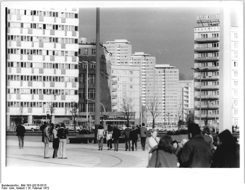 Das Haus der Gesundheit in einer historischen Aufnahme (Mitte)¹ Das Haus der Gesundheit in einer historischen Aufnahme (Mitte)¹
